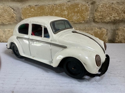 Vintage tinplate beetle o - vintage, b/o